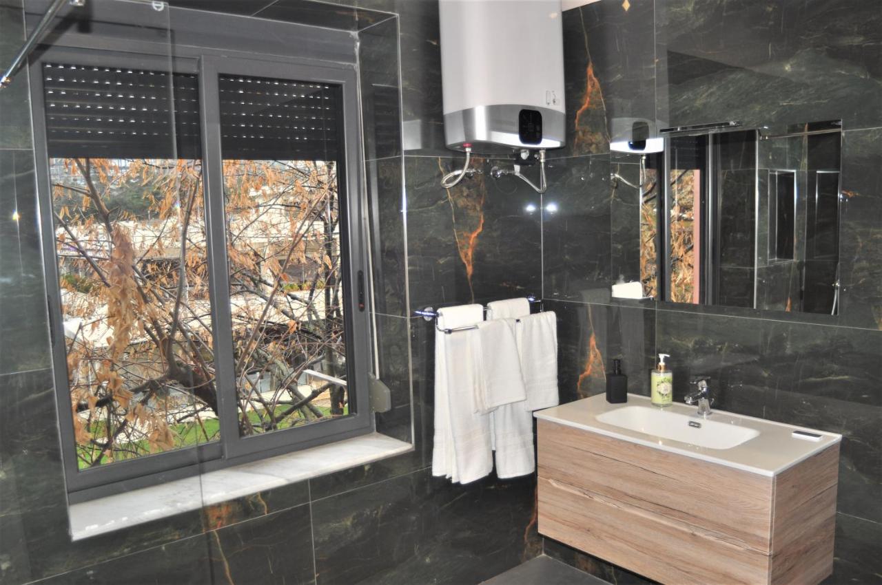 Bliri Executive Suite Тирана Экстерьер фото
