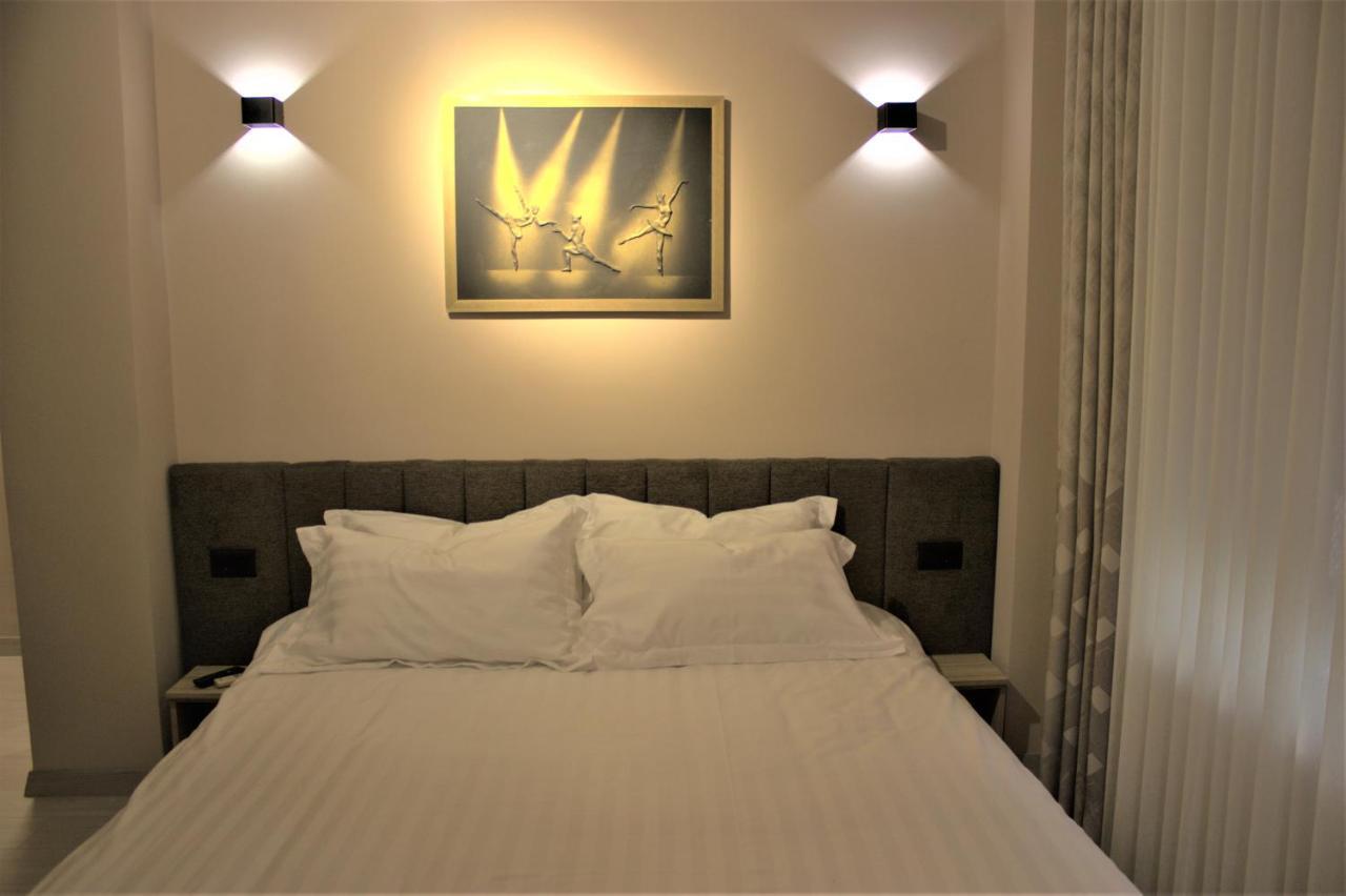 Bliri Executive Suite Тирана Экстерьер фото
